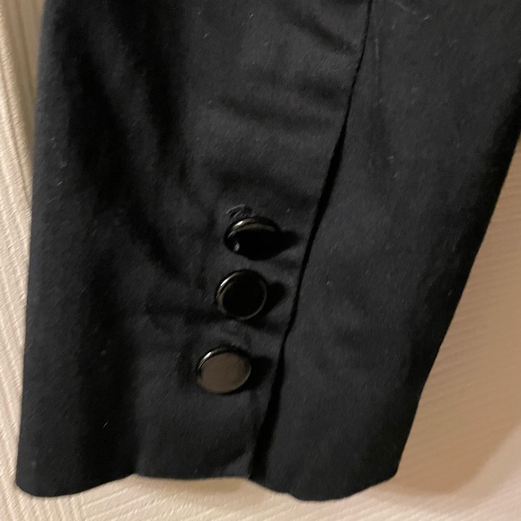 Black blazer women, size Small, top stitched lapel, 3 buttons on front, lined - Picture 6 of 8